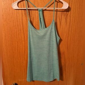 this is an under armour tank top that is perfect for summer
